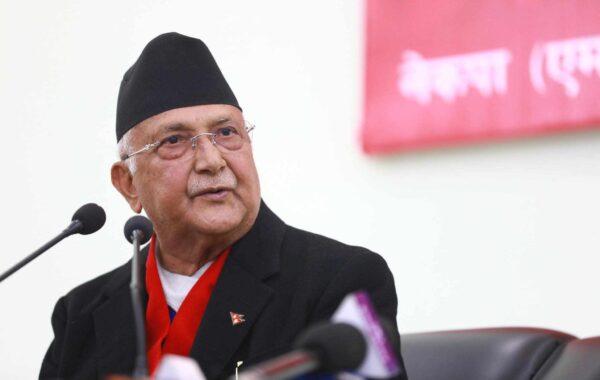 कांग्रेसले आफूलाई सम्हाल्नुपर्छः ओली