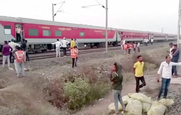 भारतमा रेल दुर्घटनाः मृतकको संख्या १३ पुग्यो, ४ नेपालीको सनाखत